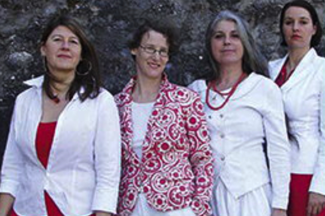 »subkutan« Georgia Templiner, Berit Holzner, Jutta Schmitt und Verena Rempel